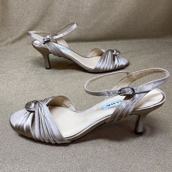 Nina New York Satin Evening Sandals - Picture 3 of 9